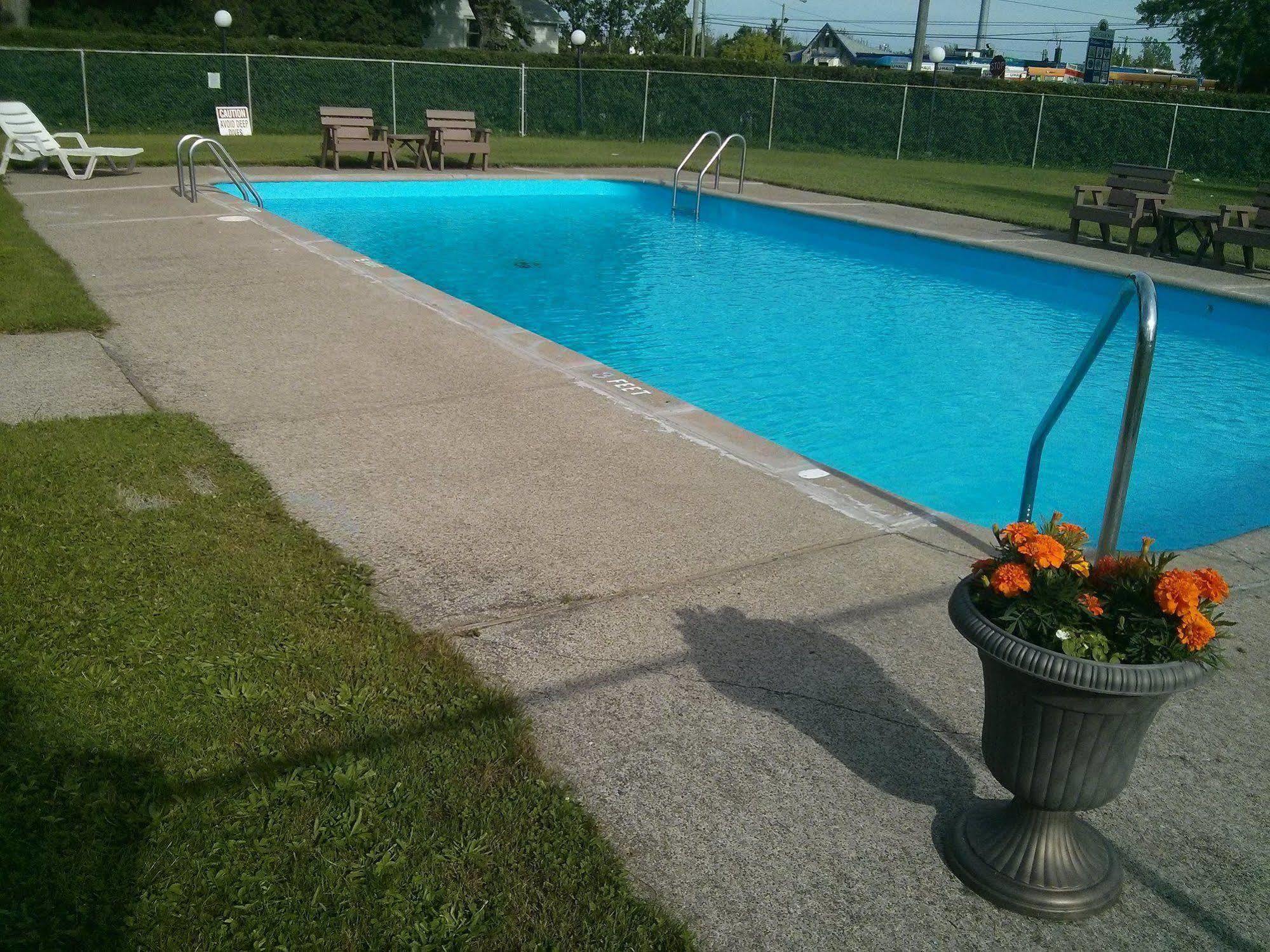 Port Motel Port Colborne Eksteriør billede